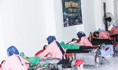 Hari Juang TNI -AD ke-80 Ratusan Pendonor Padati Gedung Prajurit